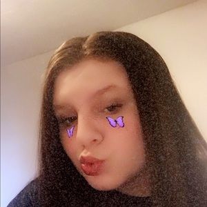 Meet your Posher, Alyssa